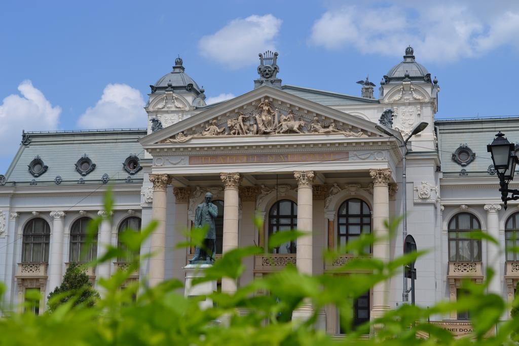 Casa De Oaspeti Sfantul Nicolae ยาช ภายนอก รูปภาพ